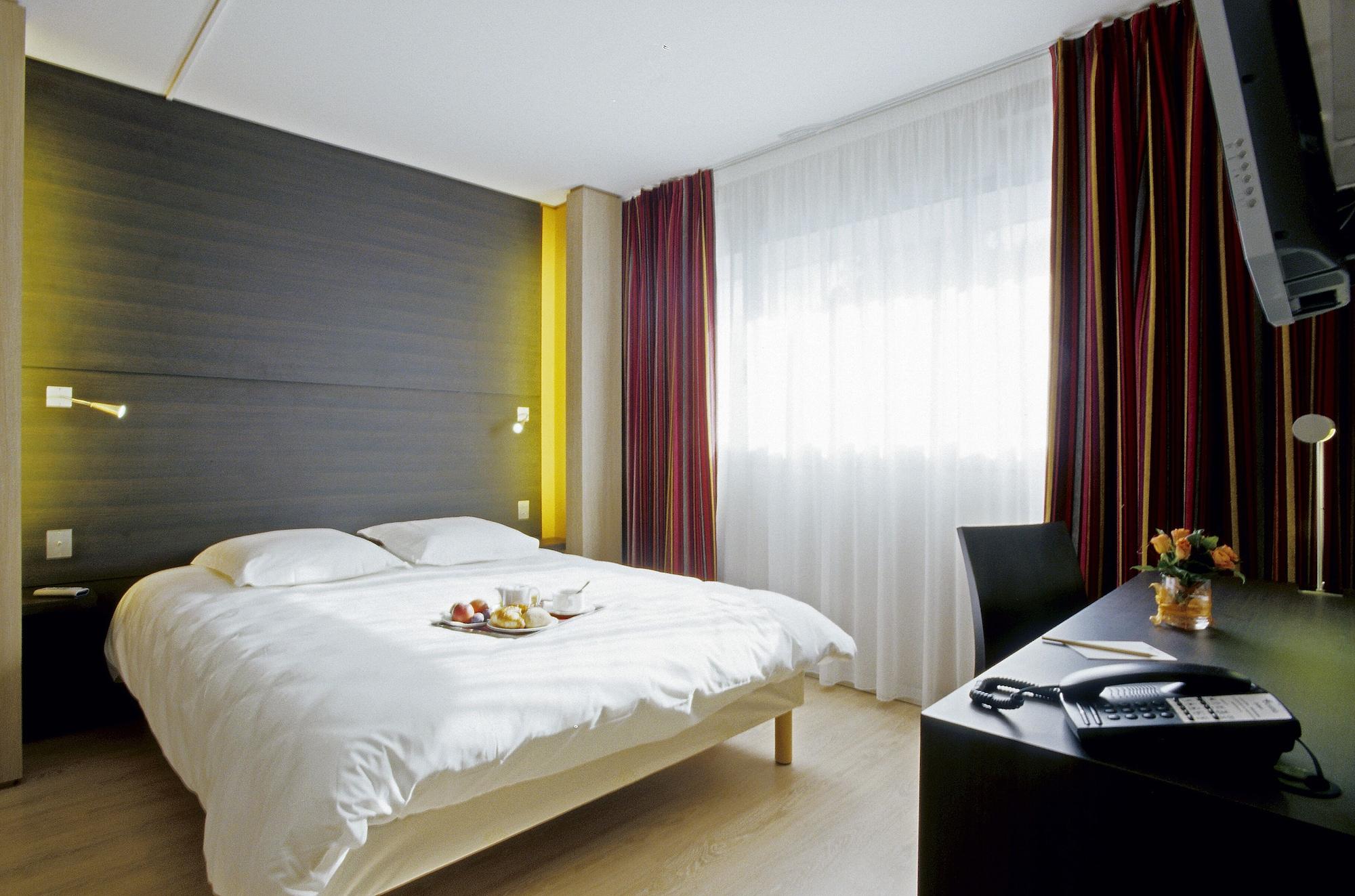 Oceania Quimper Hotel Kültér fotó