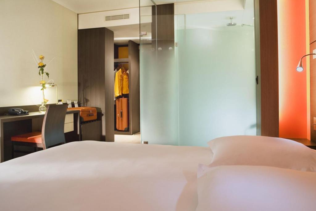 Oceania Quimper Hotel Kültér fotó