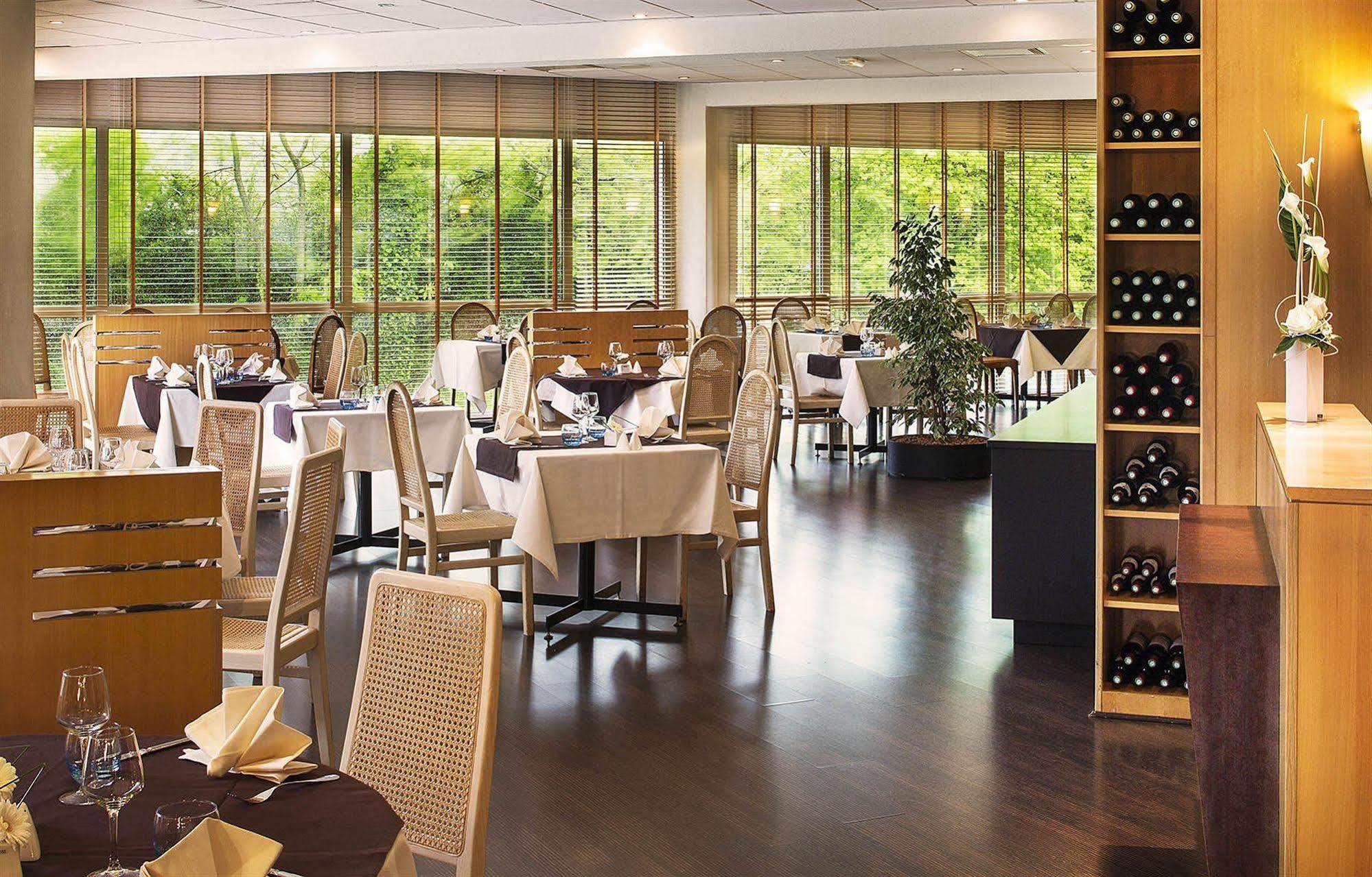 Oceania Quimper Hotel Kültér fotó